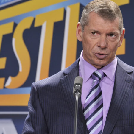 Pendiri WWE Vince McMahon mengundurkan diri dari TKO Group setelah dituduh melakukan pelecehan seksual dan perdagangan manusia dalam tuntutan hukum baru